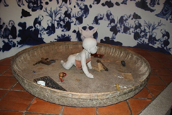 ���е�Ӥ��