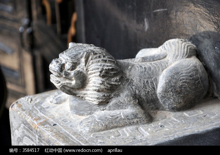 古代门当上的石兽