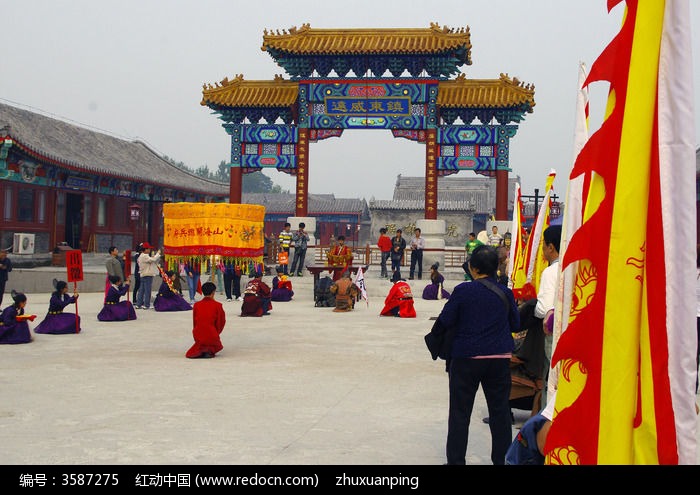 ɽ�����ܱ�Ѳ�����Ǳ���ͼƬ