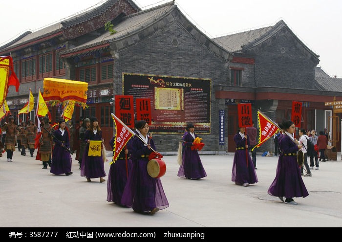 ɽ�����ܱ�Ѳ�����̶�ͼƬ