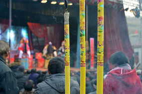 �������