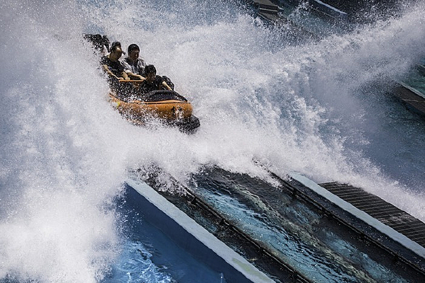 ����̽��