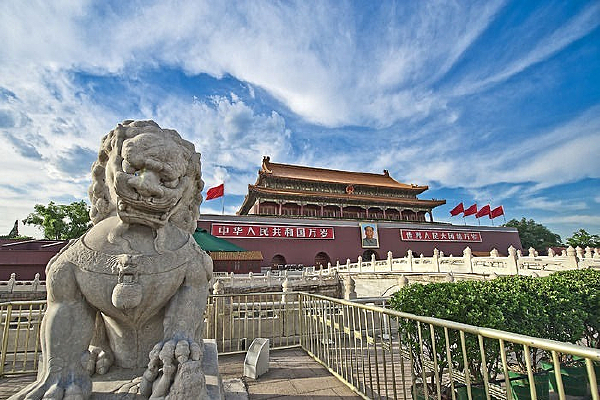 �����ʹ�ʯʨ��