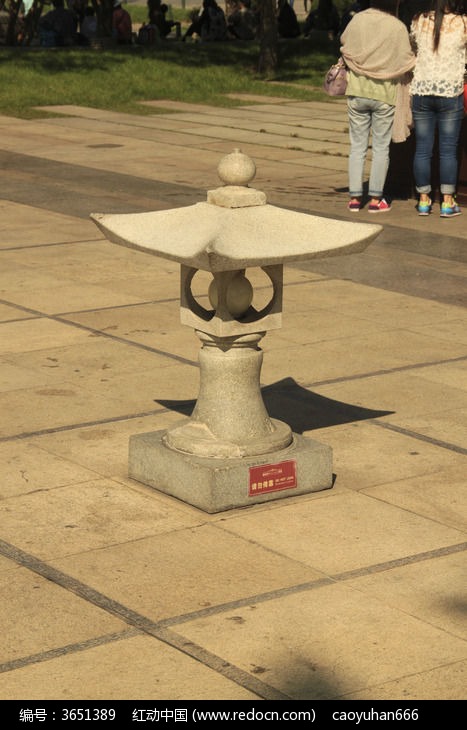 �㳡�ϵ�ʯ���Ƶ��ͼƬͼƬ