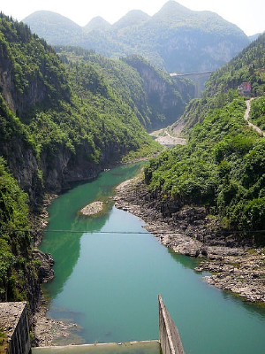 ��ɫɭ����Ͽ��Ϫ��