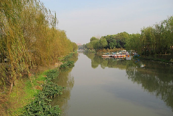 ����С��