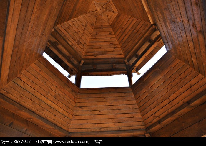 木亭子顶部特写