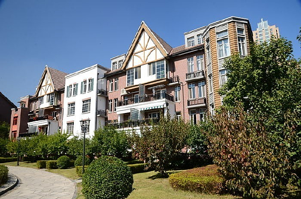 ���׶���н���