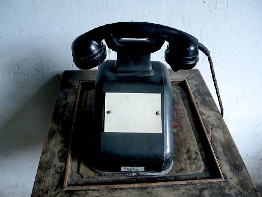 ��ҡʽ�绰��