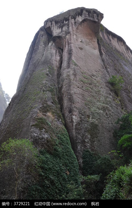 陡峭的山峰高清图片下载_红动中国