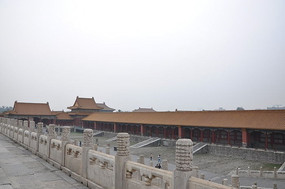 �����ʹ���Ƭ