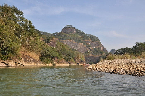 ����ɽ����