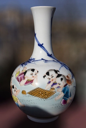 ͯ������