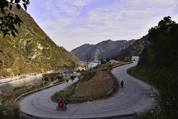 ��·��ʻĦ��