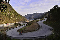 ��·��ʻĦ��