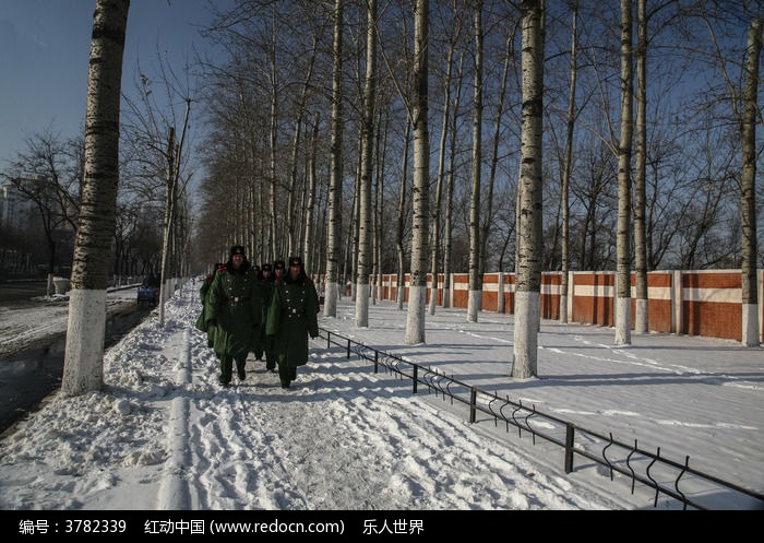 ѩ��Ѳ�ߵľ���ͼƬ