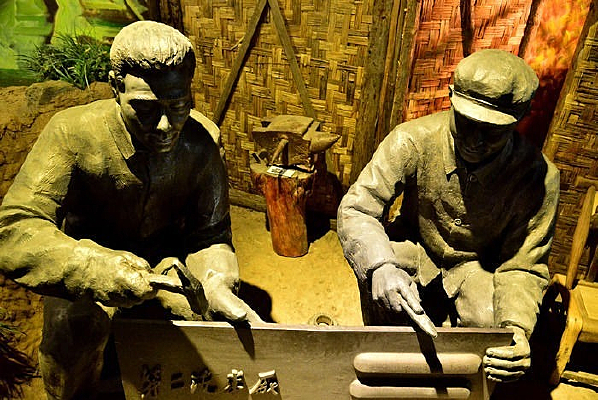 ��������