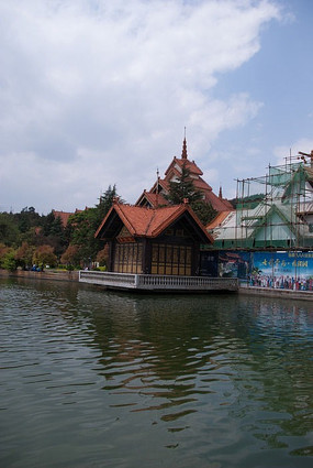 �߲������ھ�