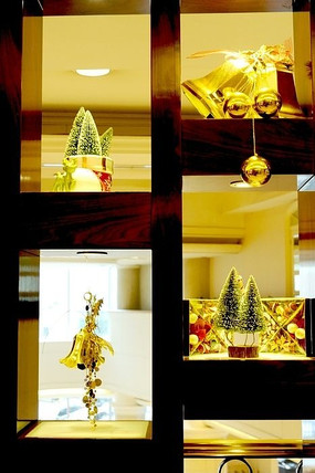 ʥ��װ�ΰ���