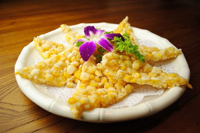 ���ױ���