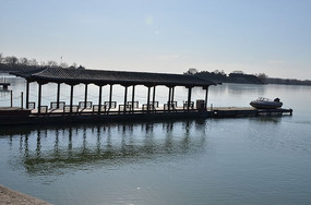 ����ľ��