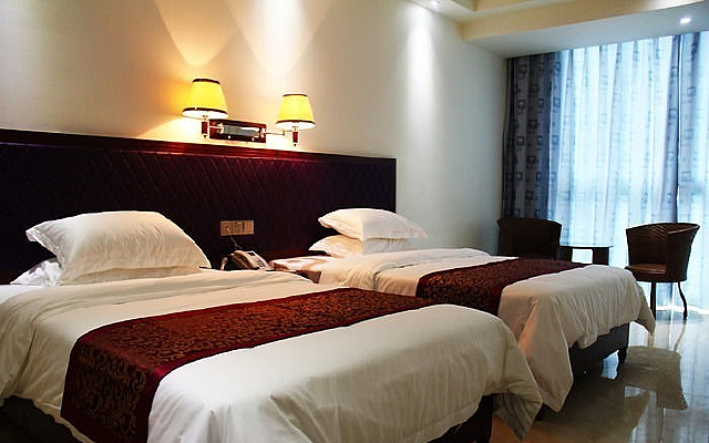 ����˫���׷�