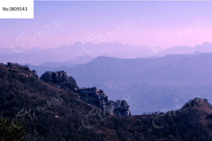 红动网提供山峰山脉精品原创素材下载,您当前访问作品主题是紫色云雾