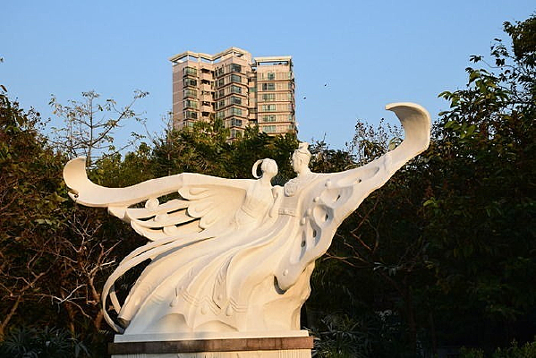 ��ɽ����ףӢ̨