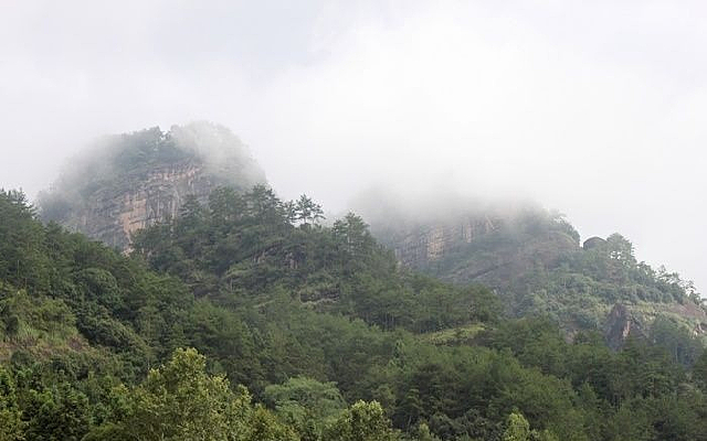 ��������ɽ