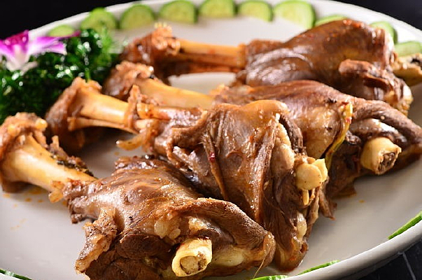 ��������