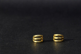 ��ɫ����