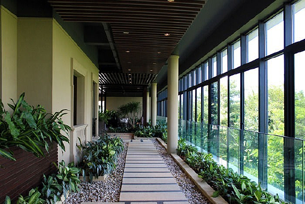 ����ʯ��·