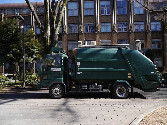 �����������ڽ�