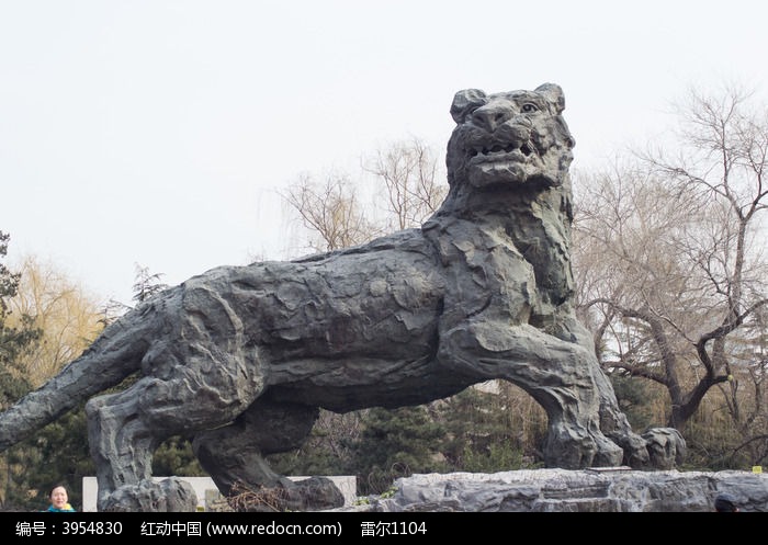 虎雕像图片