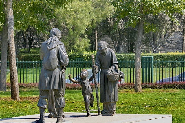 ���˺���