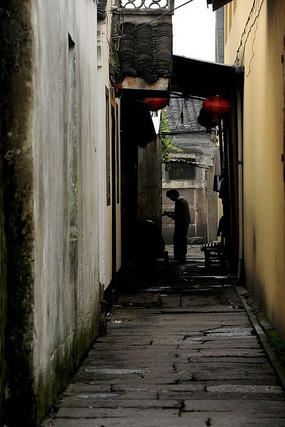 ���Ͼ���