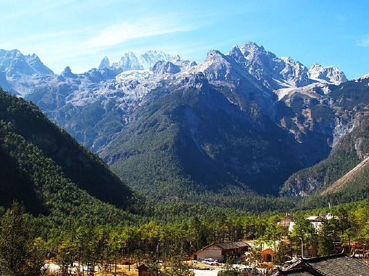 �����������ѩɽ