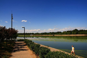 �������˺ӹ�԰