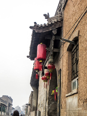 ��¥����