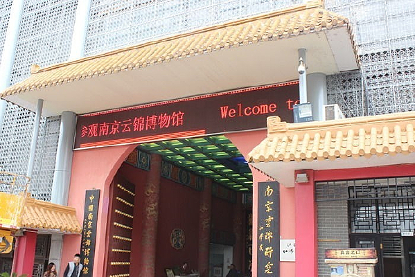 �Ͼ��ƽ������