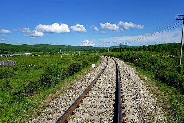 ���˰���������·