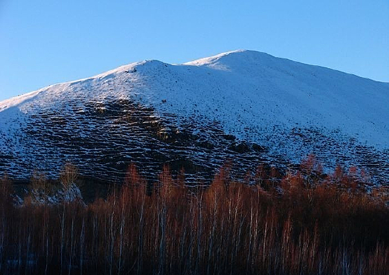 ѩɽ�µ�����