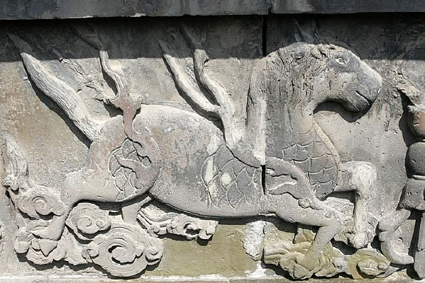 ����ש��