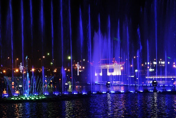 ����������Ȫ