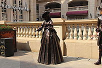 ������Ů��