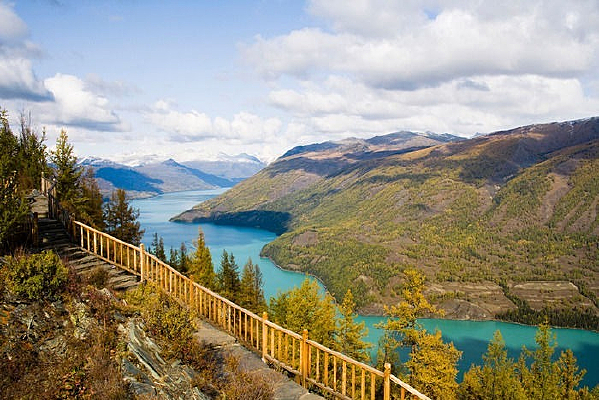 ����˹���