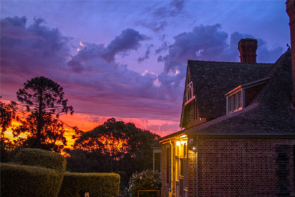 ��ϼ�µı���