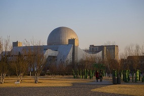 ���Ƽ���