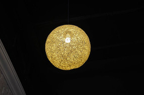 ��ɫ��װ��