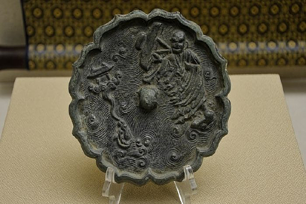 �δ���Ħ�ɺ�